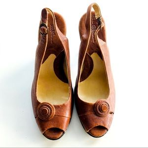 Born open toe leather shoe